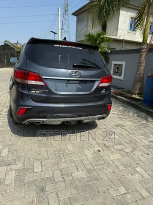 Hyundai Santa Fe 2017 Gray