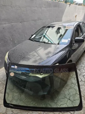 Toyota Camry 2015 Windscreen Glass Available Installed at Chimatex