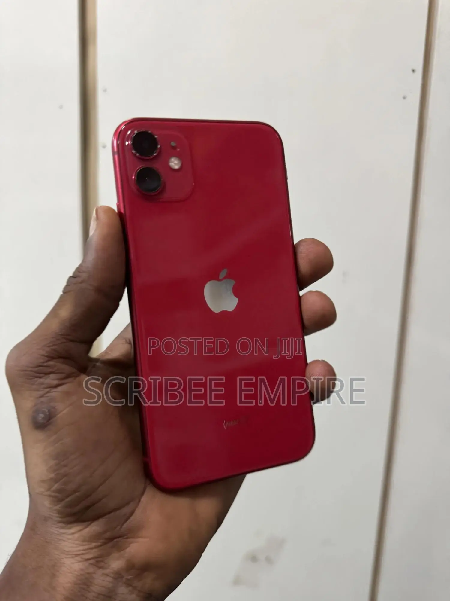 Apple iPhone 11 64 GB Red