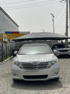 Toyota Venza V6 AWD 2010 Silver