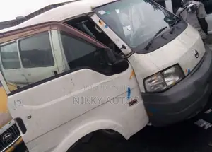 Nissan Vanette 2010 White