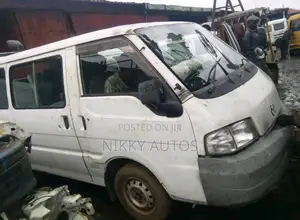 Nissan Vanette 2010 White