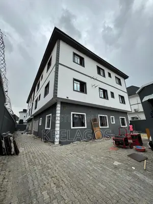 1bdrm Apartment in Osapa london for rent