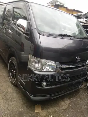 Toyota HiAce 2012 Black