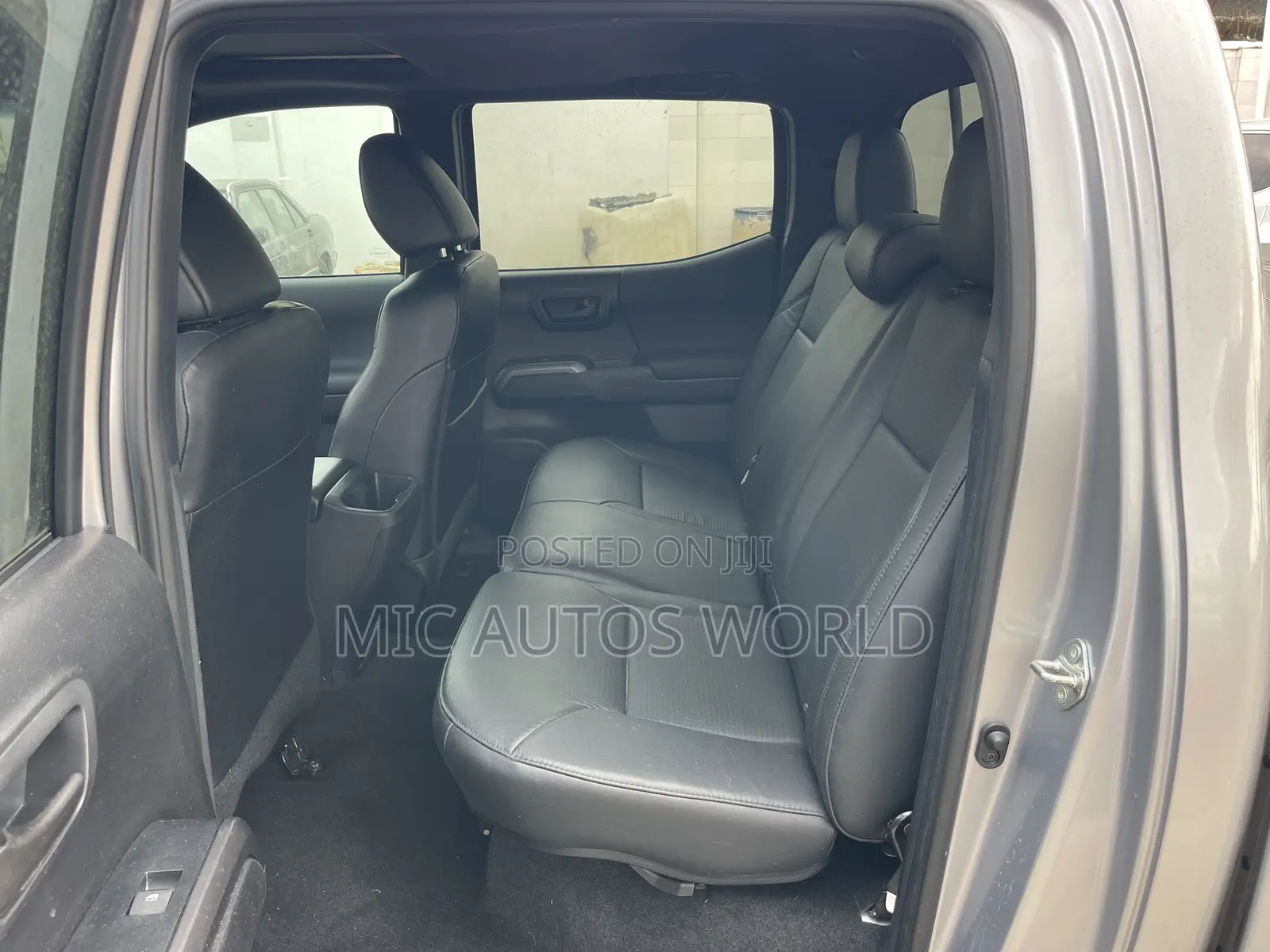 Toyota Tacoma 2021 Silver