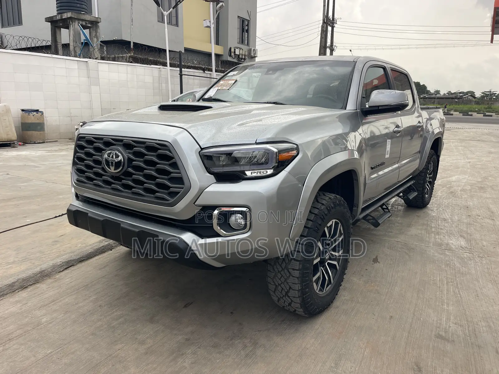 Toyota Tacoma 2021 Silver