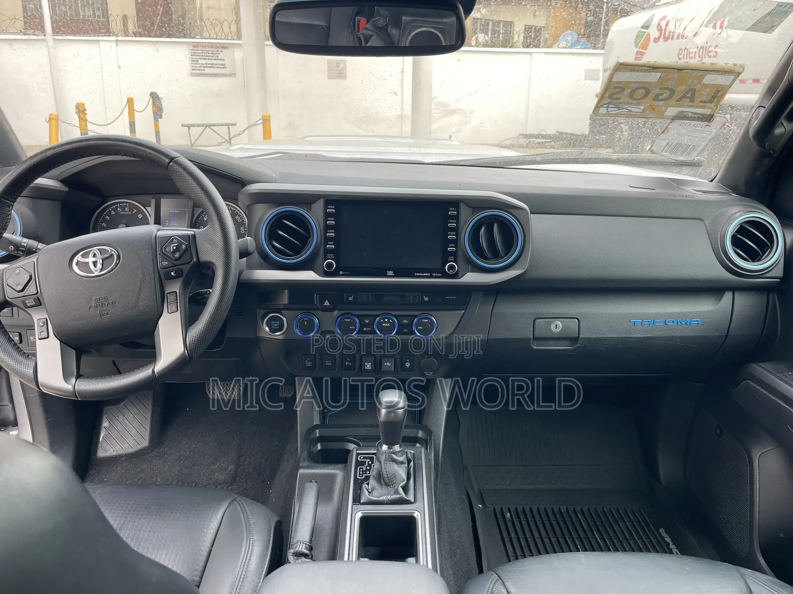 Toyota Tacoma 2021 Silver