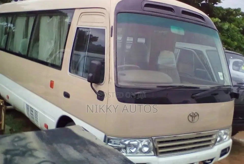 Toyota Coaster 2010 White