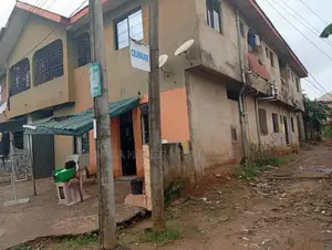 17bdrm Block of Flats in Umuahia for sale