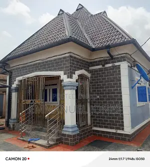 Furnished 2bdrm Block of Flats in Not An Estate, Sapele for sale