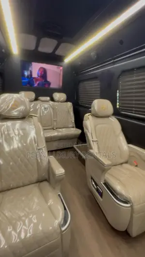 Benz Luxury Sprinter for Rent