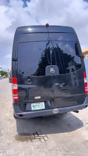 Benz Luxury Sprinter for Rent