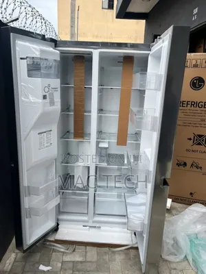 Lg Inverter Side by Side Refrigerator.Ice Maker and Dispenser