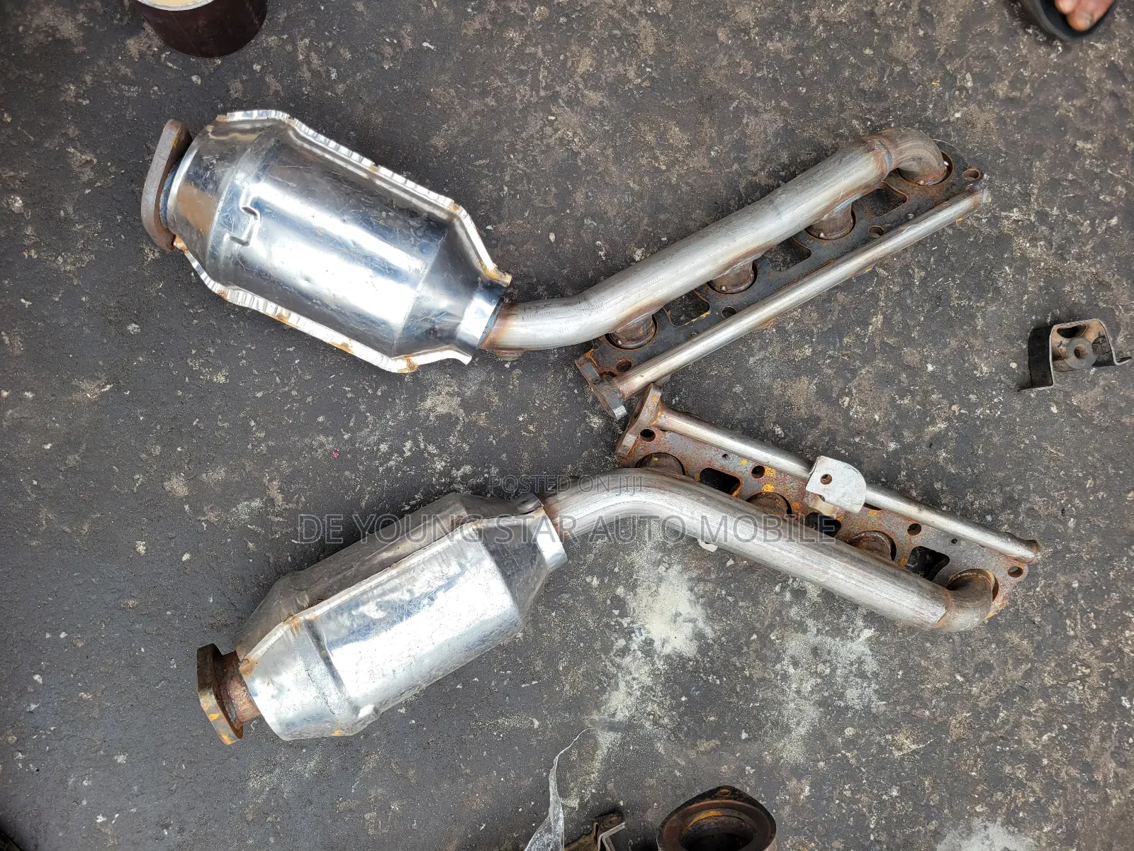 Two Engine Catalyst for Lexus Gx470 V8