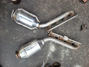 Two Engine Catalyst for Lexus Gx470 V8