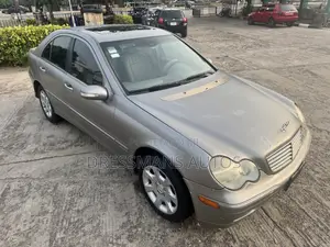 Mercedes-Benz C240 2005 Gray