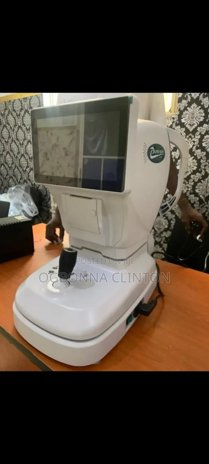 Auto Refractometer / Optical Instrument