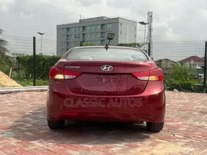 Hyundai Elantra 2013 Red