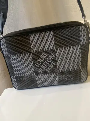 High Quality Lv Shoulder Bag