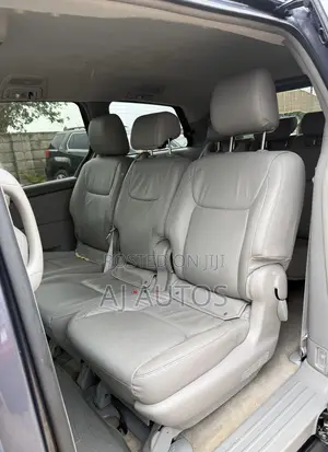 Toyota Sienna 2009 Blue