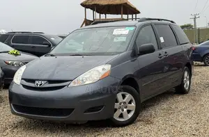 Toyota Sienna 2009 Blue