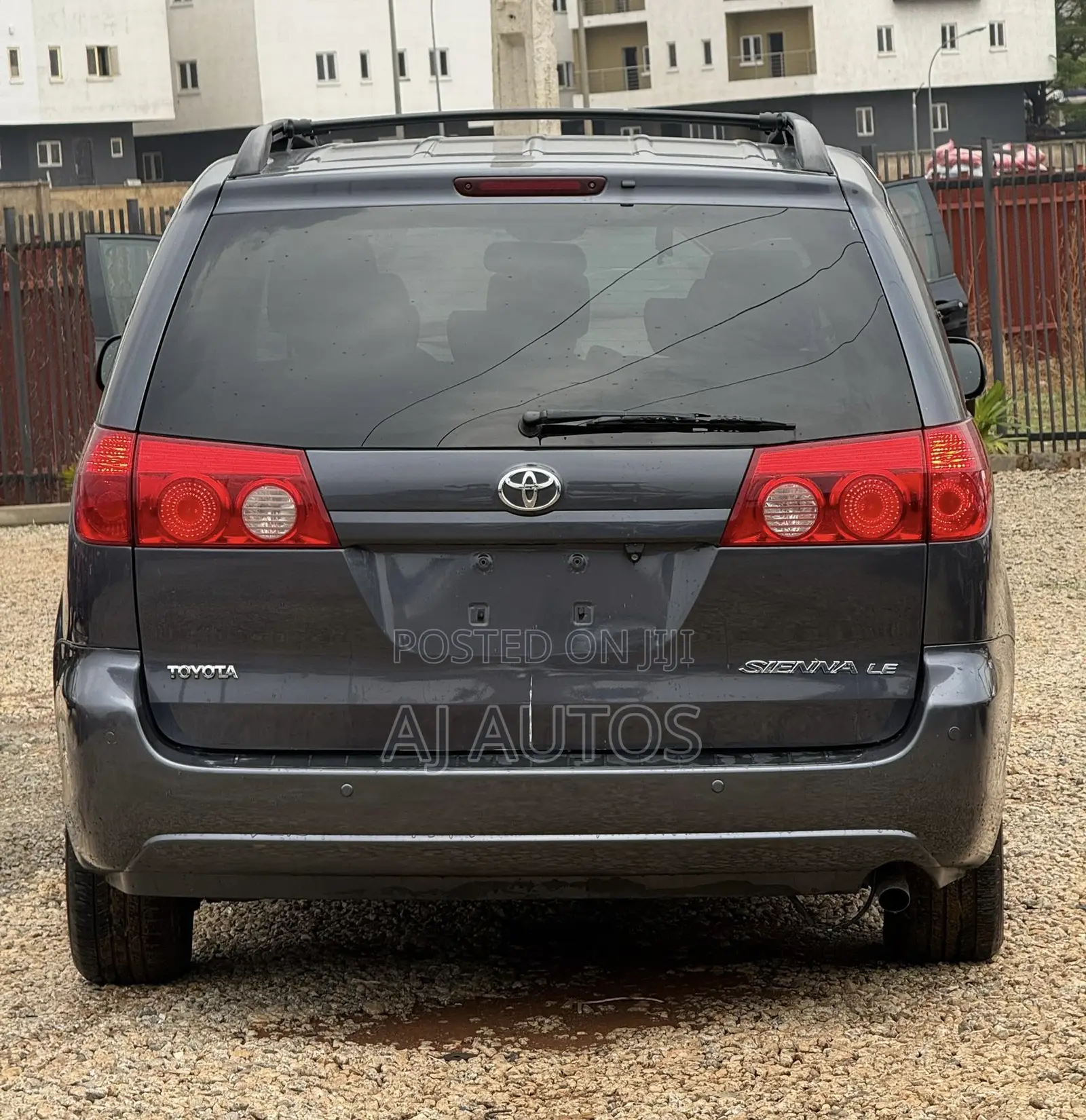 Toyota Sienna 2009 Blue