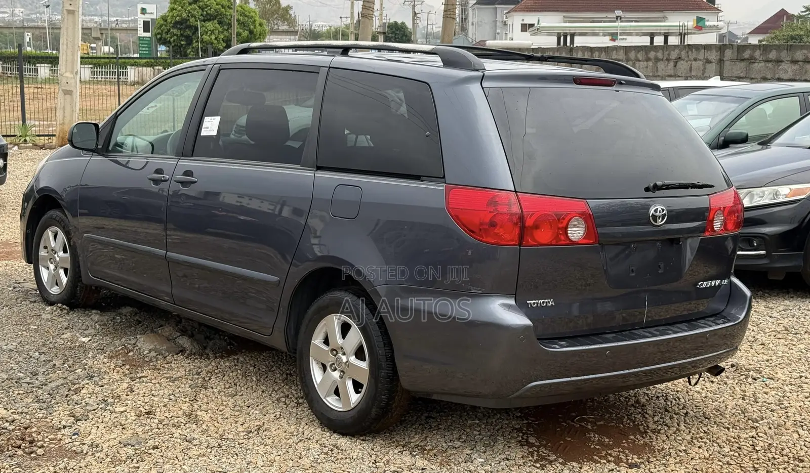 Toyota Sienna 2009 Blue