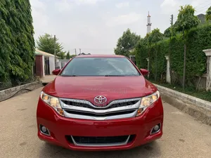 Toyota Venza LE 4dr Wagon AWD (2.7L 4cyl 6A) 2015 Red