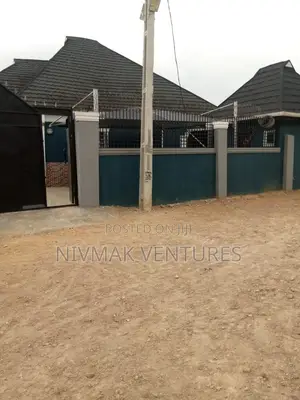 Furnished 4bdrm Bungalow in Ifeoluwa Estate, Obafemi-Owode for sale