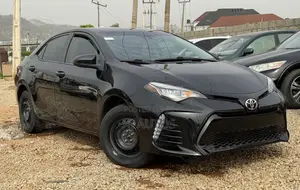 Toyota Corolla 2018 Black