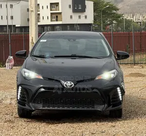Toyota Corolla 2018 Black