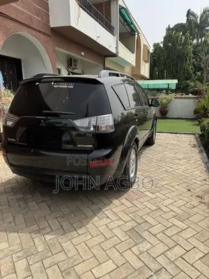Mitsubishi Outlander XLS 2011 Black