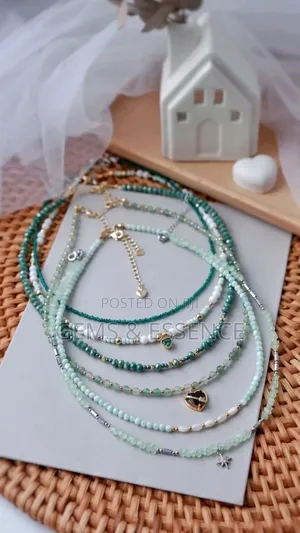 Chic Gemstone 