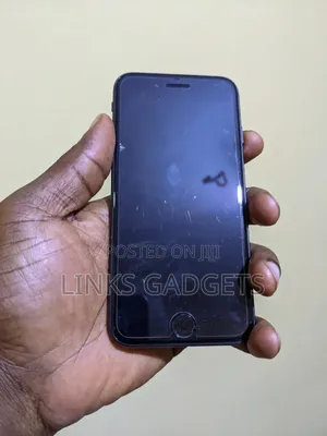 Apple iPhone 7 32 GB Black
