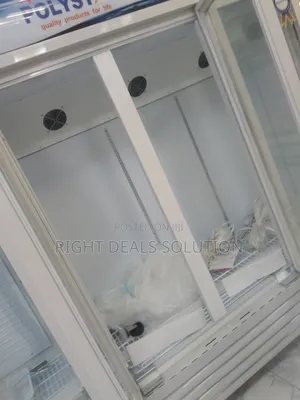 Polystar Triple Door Reach-in Showcase Refrigerator With Led Lighting