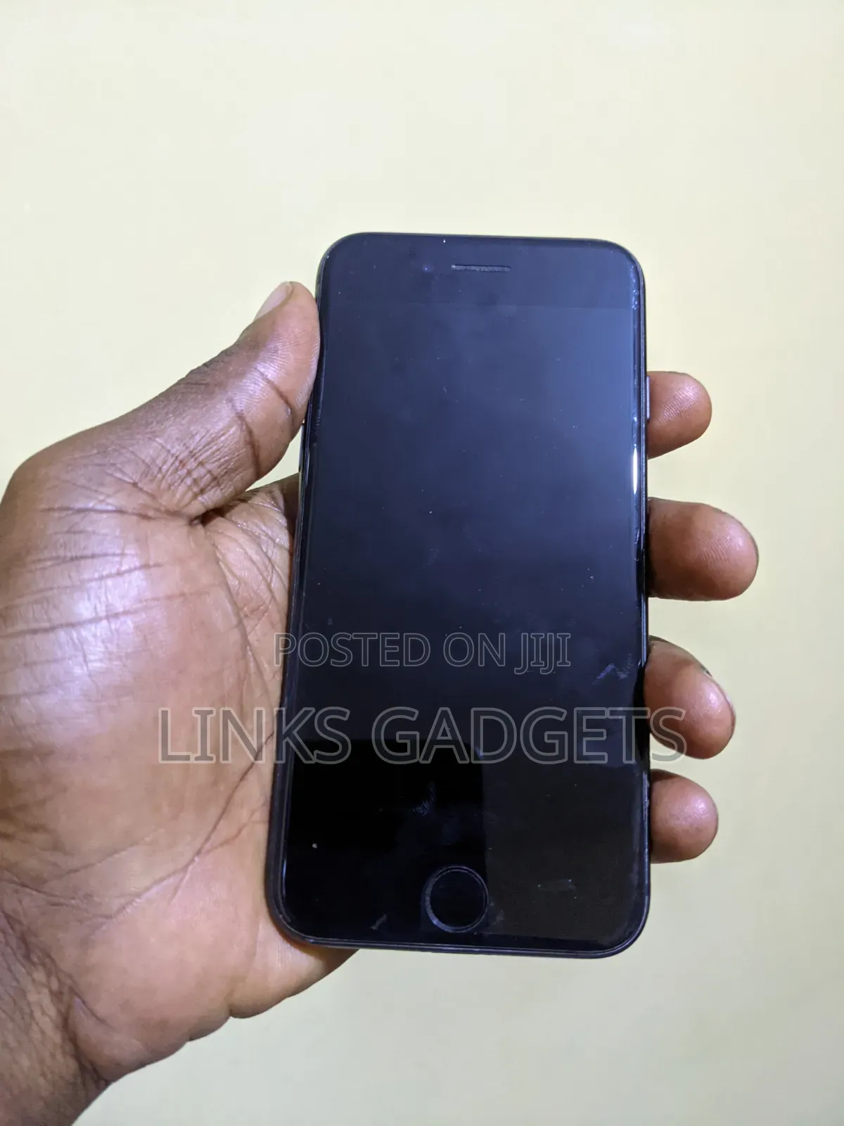 Apple iPhone 8 64 GB Black