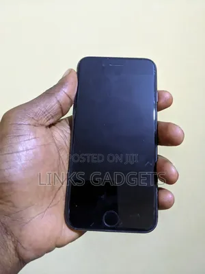 Apple iPhone 8 64 GB Black