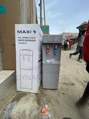 Maxi Hot, Cold, and Neutral Dispenser