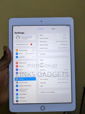 Apple iPad 9.7 128 GB Gray