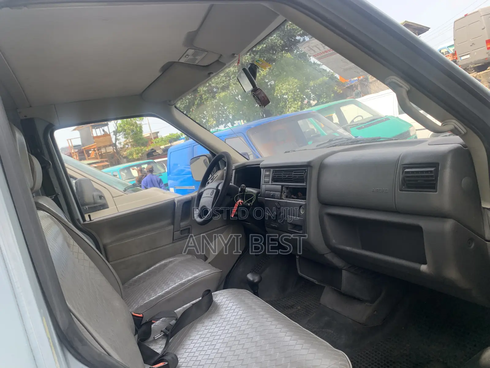 Volkswagen Transporter 2004 Blue