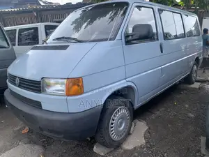 Volkswagen Transporter 2004 Blue