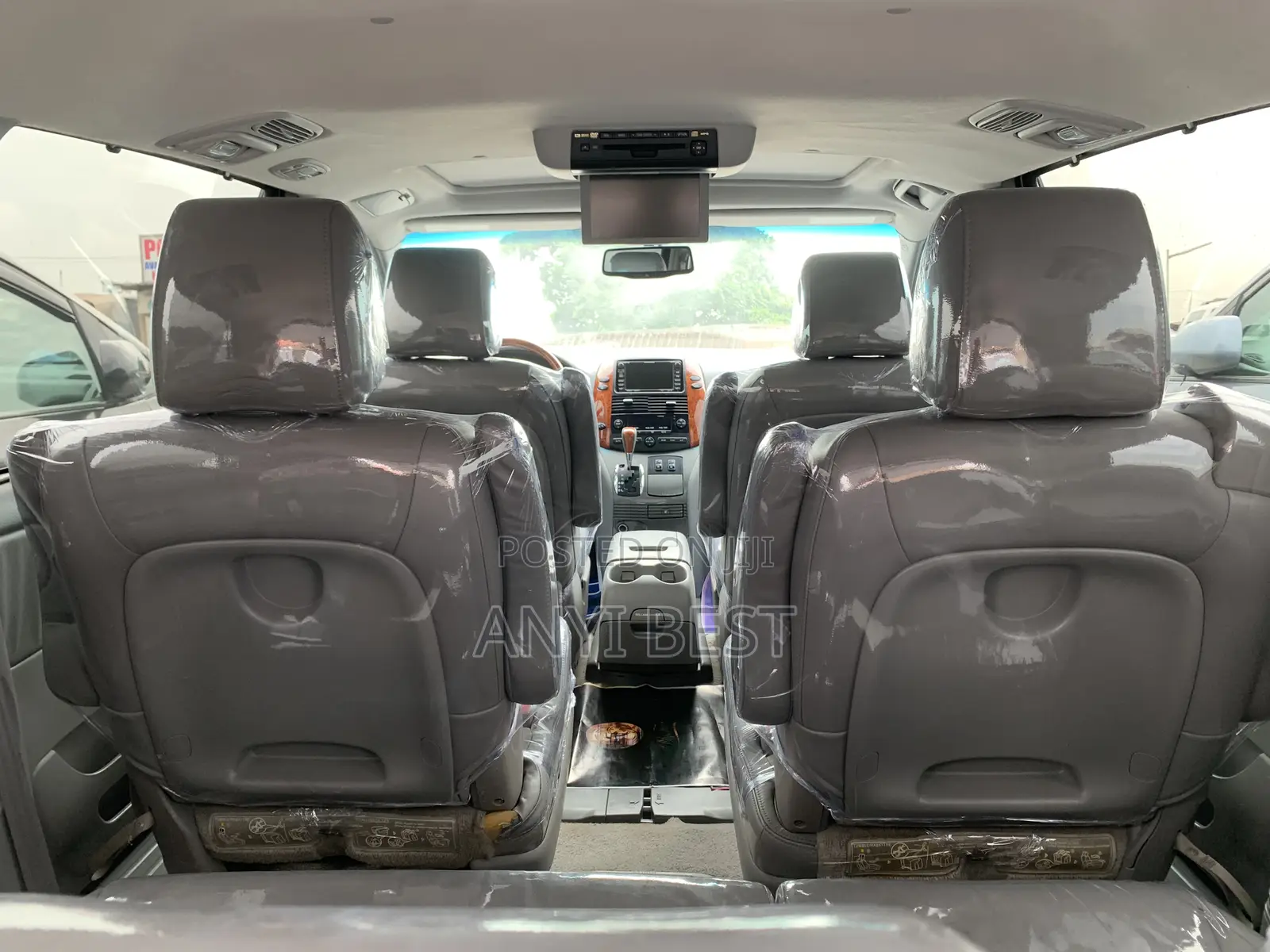 Toyota Sienna 2010 Silver