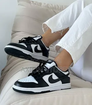 Nike Dunk Low High Quality Sneakers