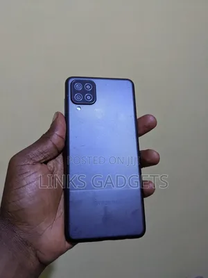 Samsung Galaxy A12 32 GB Black
