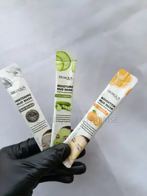 Moisturising Mud Mask