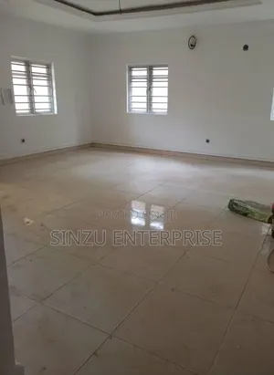 Studio Apartment in Chevron for rent