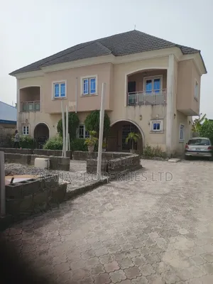 3bdrm Duplex in Ogunfayo, Awoyaya for rent