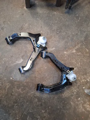 Mitsubishi Pajero Upper Arm 2015