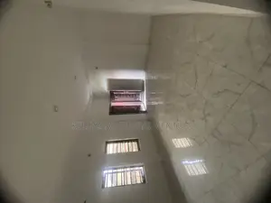 3bdrm Apartment in Peace Estate, Ago Palace for sale