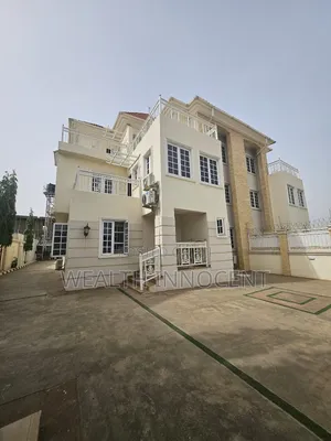 5bdrm Duplex in Wuye for rent